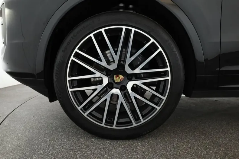 Porsche Cayenne din 2024 cu 27.100 km - oferta POR120691 - foto 7