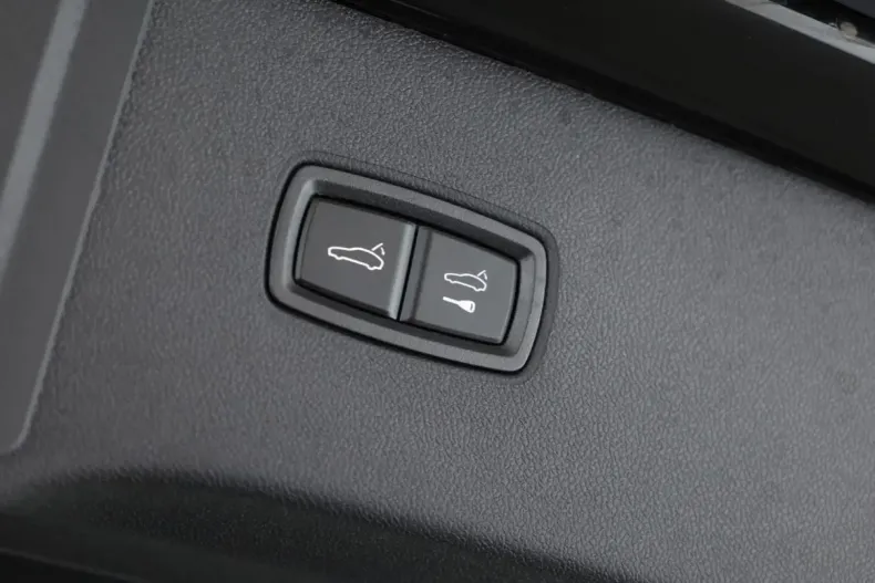 Porsche Cayenne din 2024 cu 27.100 km - oferta POR120691 - foto 10