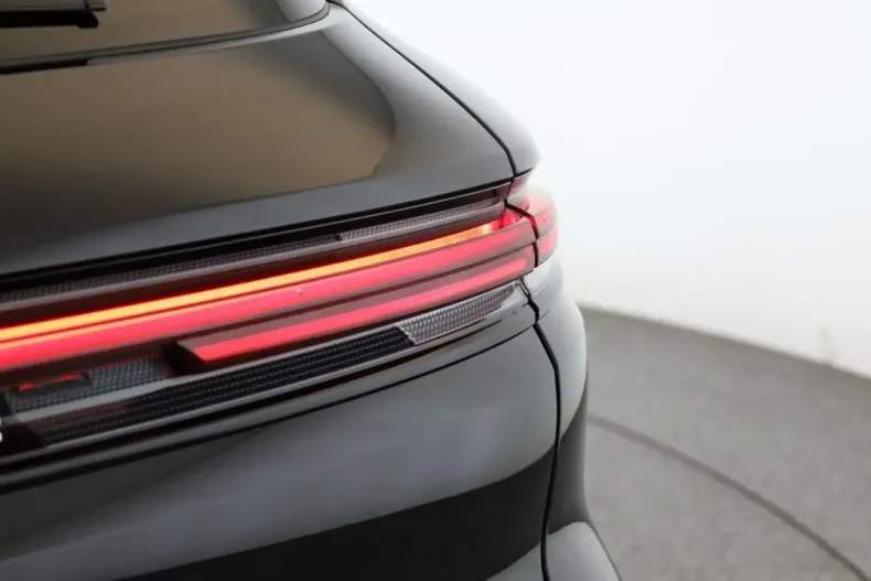 Porsche Cayenne din 2024 cu 27.100 km - oferta POR120691 - foto 11