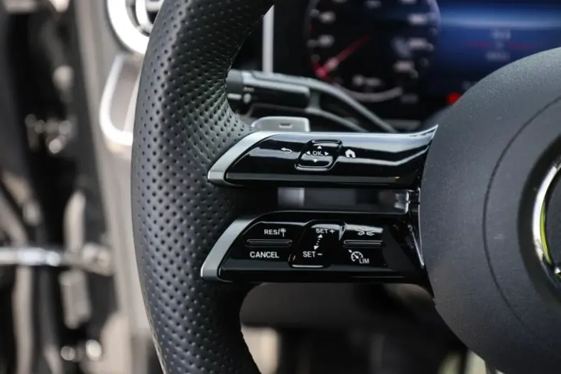 Mercedes-Benz GLC 300 din 2024 cu 16.512 km - oferta MER120695 - foto 17