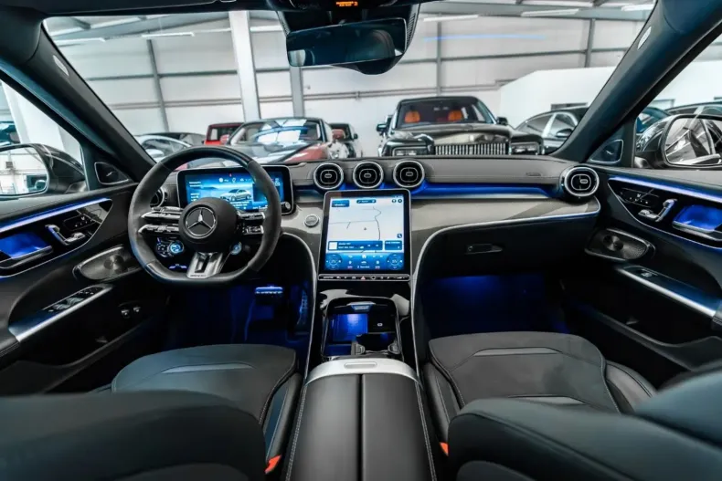 Mercedes-Benz C 63 AMG din 2024 cu 21.505 km - oferta MER120701 - foto 2