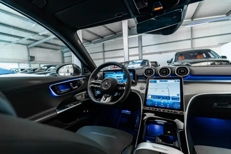 Mercedes-Benz C 63 AMG din 2024 cu 21.505 km - oferta MER120701 - foto 4