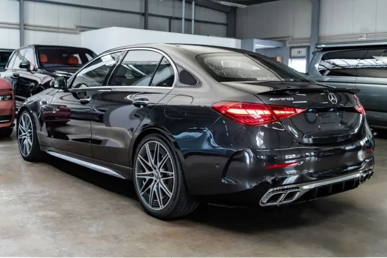 Mercedes-Benz C 63 AMG din 2024 cu 21.505 km - oferta MER120701 - foto 9