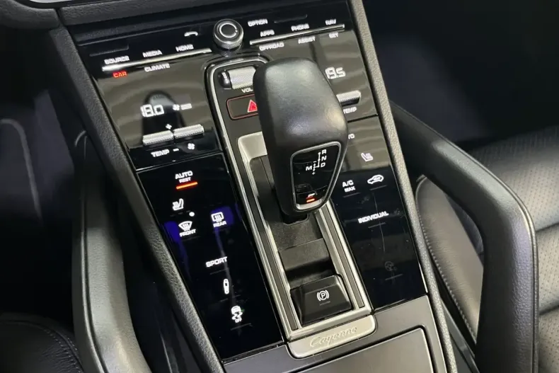 Porsche Cayenne din 2020 cu 79.980 km - oferta POR120704 - foto 27