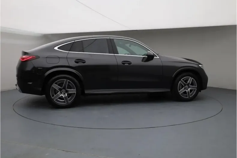 Mercedes-Benz GLC 300 din 2023 cu 20.000 km - oferta MER120713 - foto 6