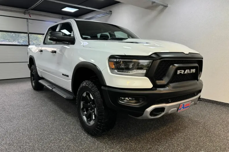 Dodge RAM din 2024 cu 8.966 km - oferta DOD120715 - foto 1