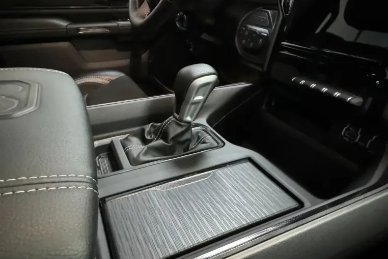 Dodge RAM din 2024 cu 8.966 km - oferta DOD120715 - foto 16