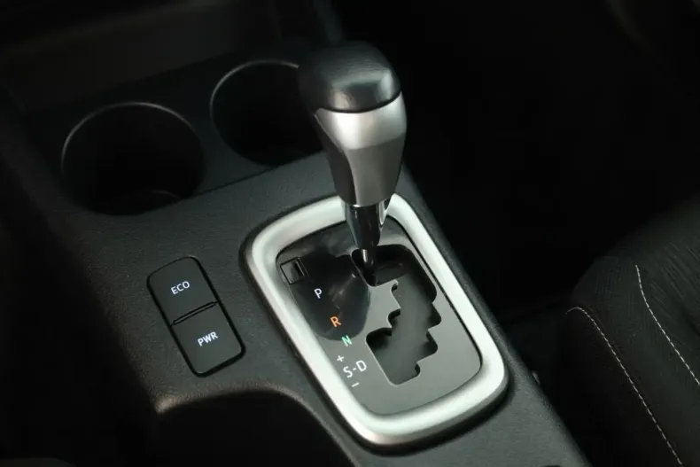 Toyota Hilux din 2024 cu 56.800 km - oferta TOY120719 - foto 21