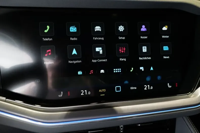 Volkswagen Touareg din 2024 cu 8.651 km - oferta VOL120720 - foto 18