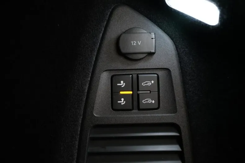 Volkswagen Touareg din 2024 cu 8.651 km - oferta VOL120720 - foto 28