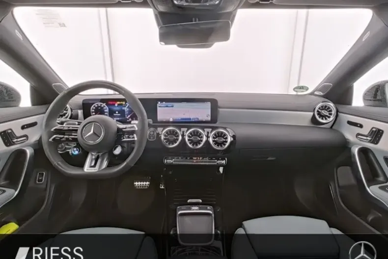 Mercedes-Benz CLA 45 AMG din 2024 cu 23.071 km - oferta MER120729 - foto 6