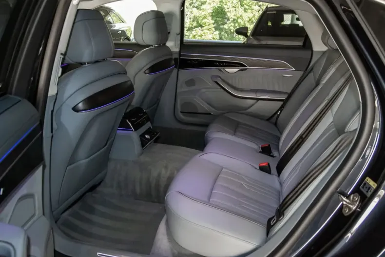 Audi A8 din 2021 cu 96.802 km - oferta AUD120735 - foto 8