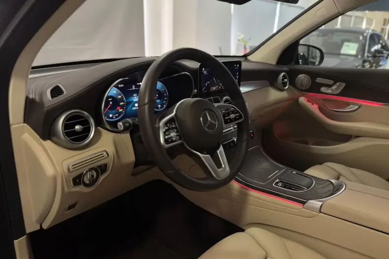 Mercedes-Benz GLC 300 din 2021 cu 32.613 km - oferta MER120761 - foto 18