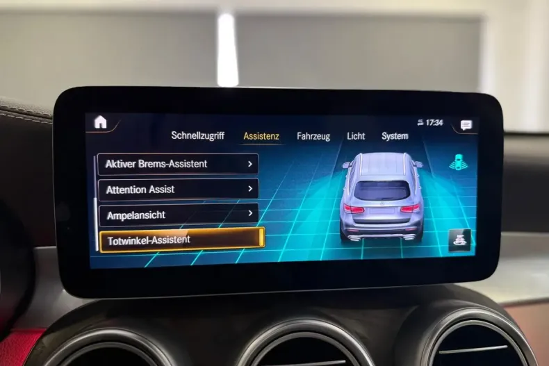 Mercedes-Benz GLC 300 din 2021 cu 32.613 km - oferta MER120761 - foto 34