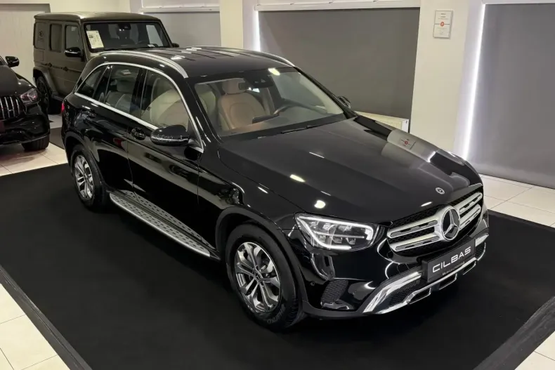 Mercedes-Benz GLC 300 din 2021 cu 89.006 km - oferta MER120762 - foto 4