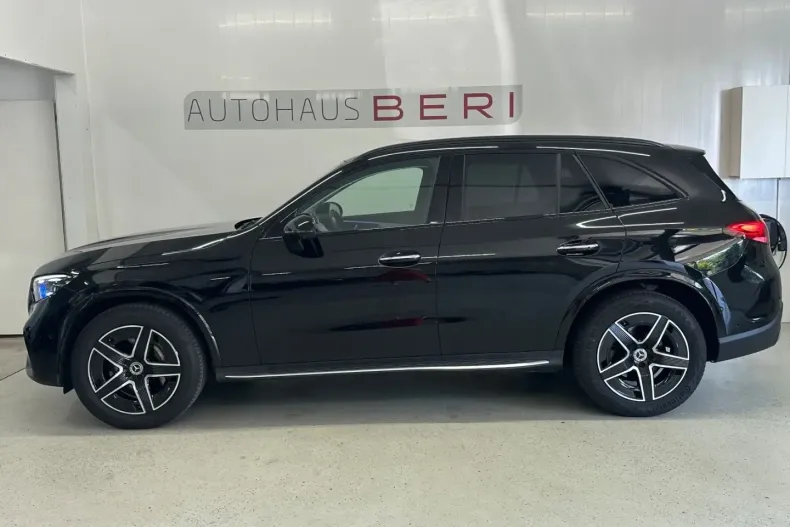 Mercedes-Benz GLC 300 din 2024 cu 19.800 km - oferta MER120764 - foto 4