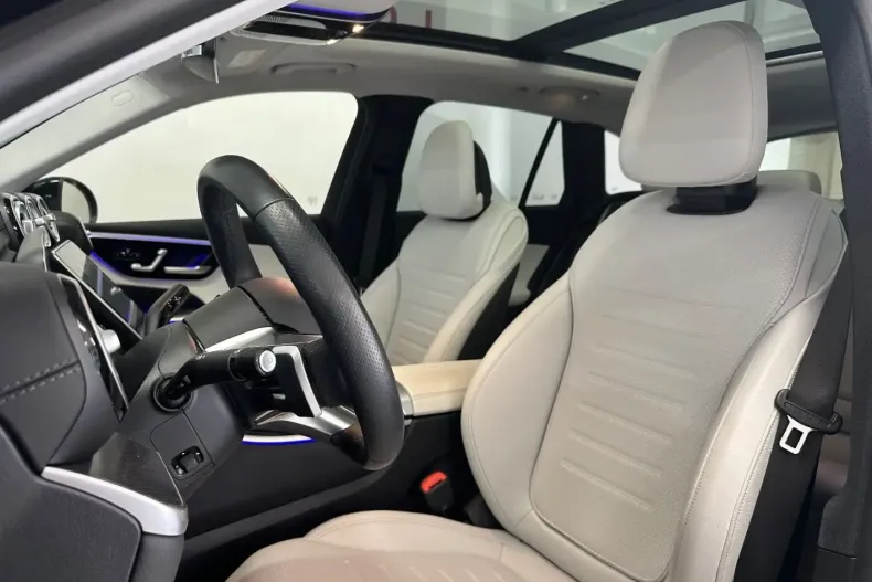 Mercedes-Benz GLC 300 din 2024 cu 19.800 km - oferta MER120764 - foto 13