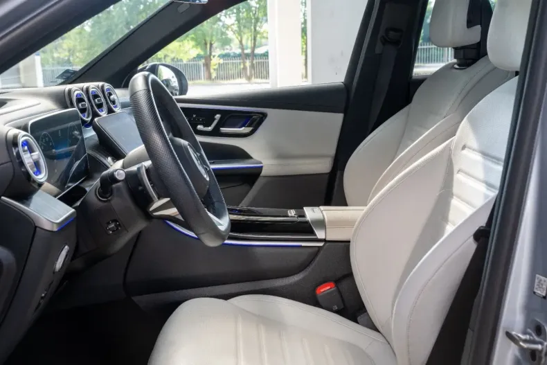 Mercedes-Benz GLC 300 din 2023 cu 29.800 km - oferta MER120765 - foto 14