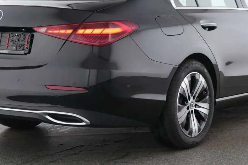 Mercedes-Benz C 200 din 2024 cu 11.250 km - oferta MER120781 - foto 4