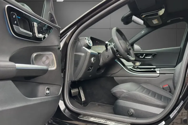 Mercedes-Benz C 43 AMG din 2024 cu 18.300 km - oferta MER120787 - foto 8