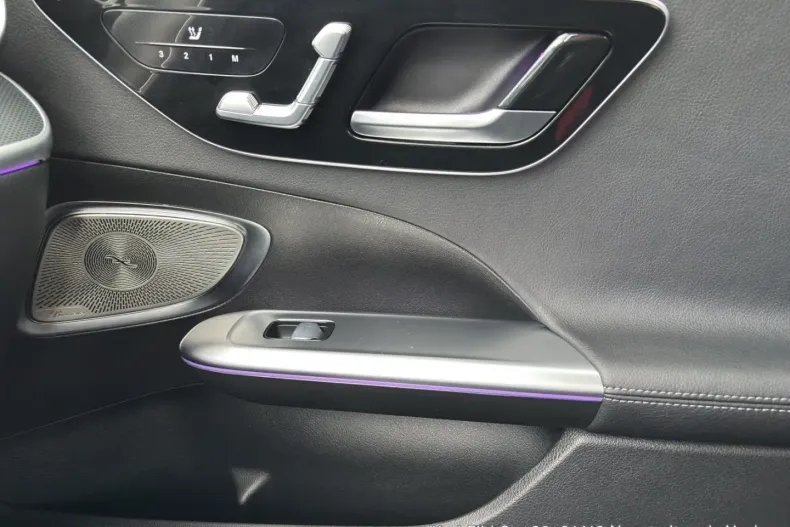 Mercedes-Benz C 43 AMG din 2024 cu 18.300 km - oferta MER120787 - foto 10