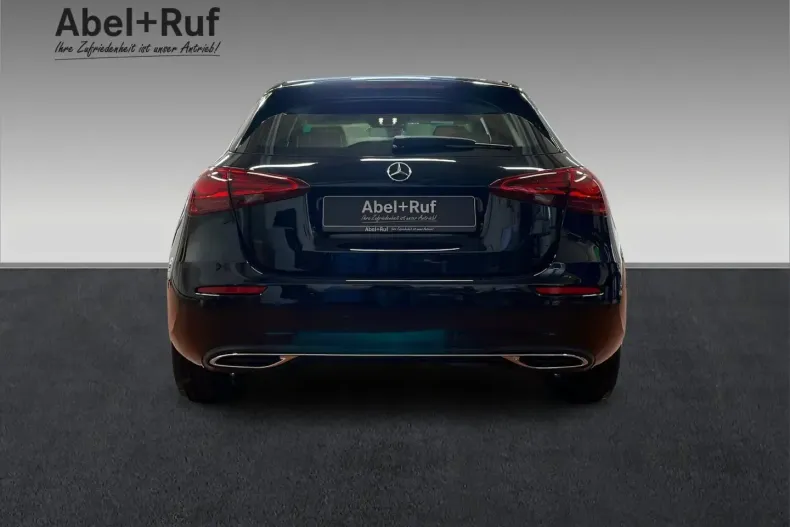 Mercedes-Benz A 180 din 2024 cu 6.463 km - oferta MER120797 - foto 5