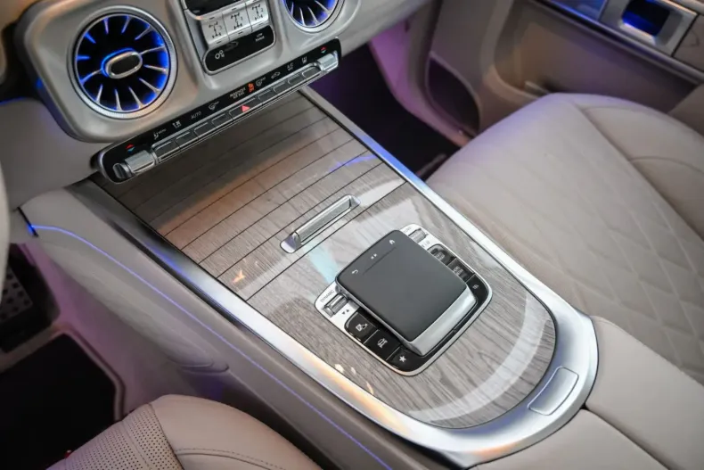 Mercedes-Benz G 63 AMG din 2024 cu 7.500 km - oferta MER120800 - foto 23