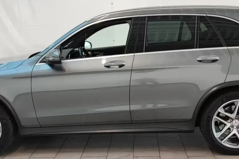 Mercedes-Benz GLC 63 AMG din 2020 cu 76.900 km - oferta MER120807 - foto 7