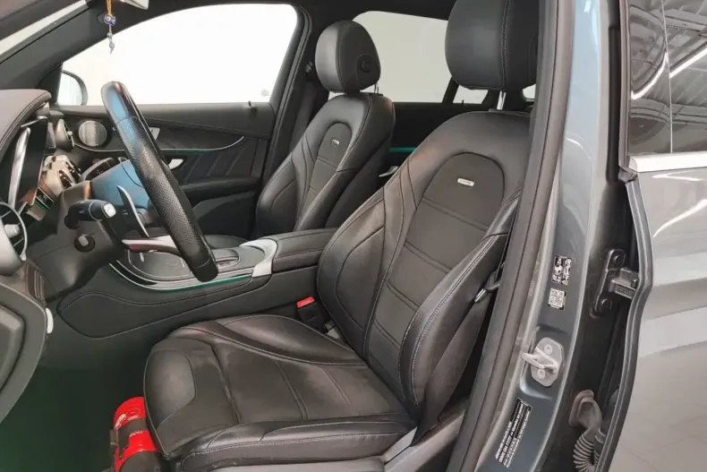 Mercedes-Benz GLC 63 AMG din 2020 cu 76.900 km - oferta MER120807 - foto 9