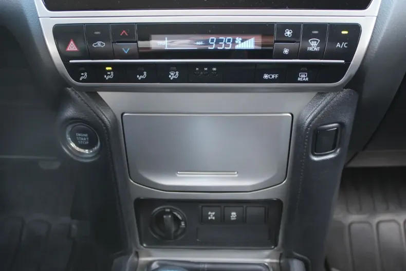 Toyota Land Cruiser din 2023 cu 35.950 km - oferta TOY120809 - foto 16