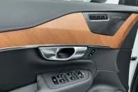 Volvo XC90 din 2022 cu 55.799 km - oferta VOL120815 - foto 11