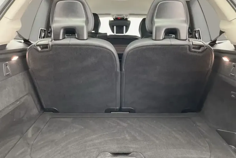 Volvo XC90 din 2022 cu 55.799 km - oferta VOL120815 - foto 13