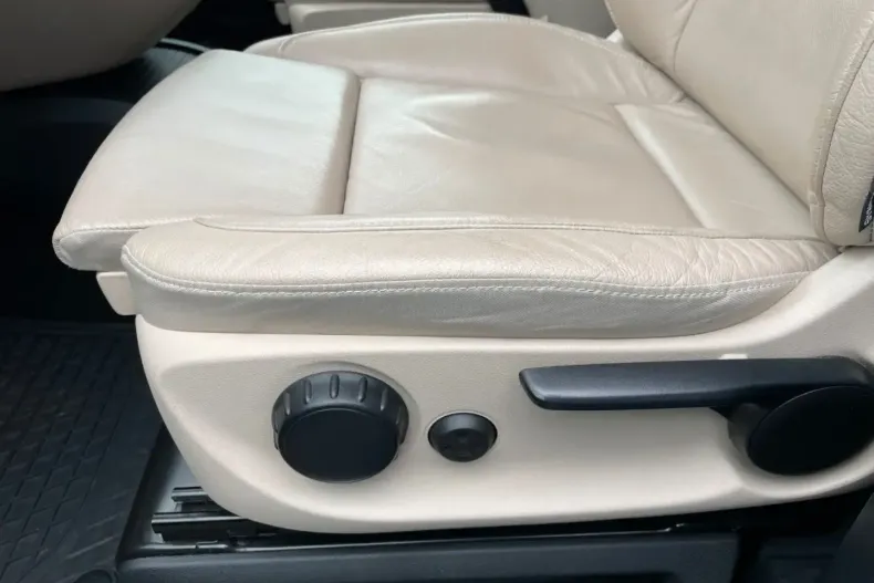 Mercedes-Benz V 300 din 2022 cu 69.990 km - oferta MER120816 - foto 16