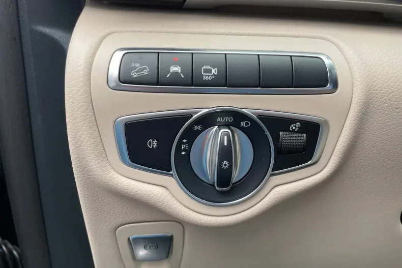 Mercedes-Benz V 300 din 2022 cu 69.990 km - oferta MER120816 - foto 20