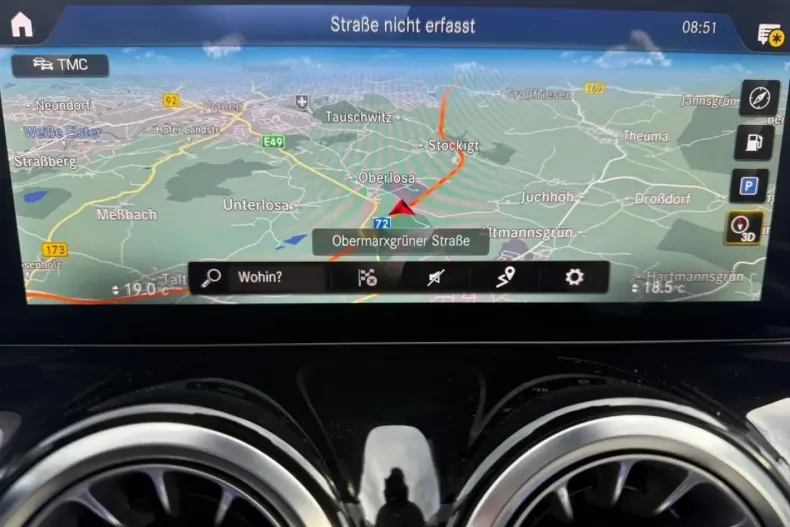 Mercedes-Benz GLB 220 din 2022 cu 45.977 km - oferta MER120821 - foto 4