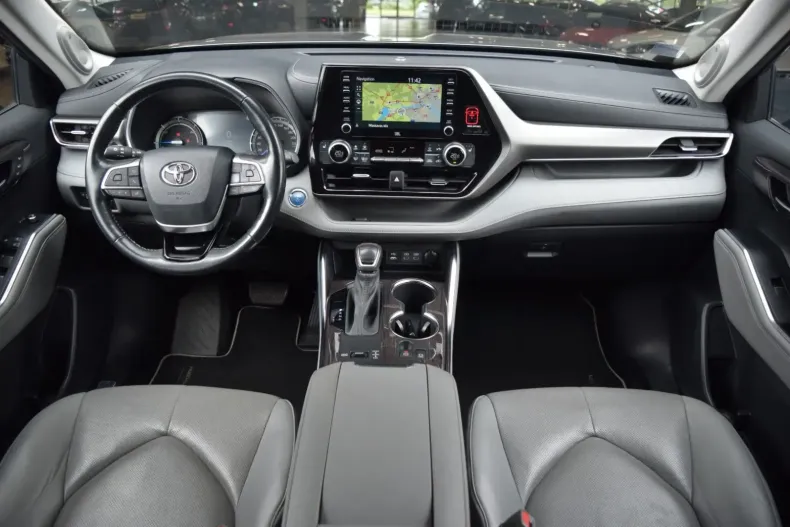 Toyota Highlander din 2022 cu 79.154 km - oferta TOY120822 - foto 4