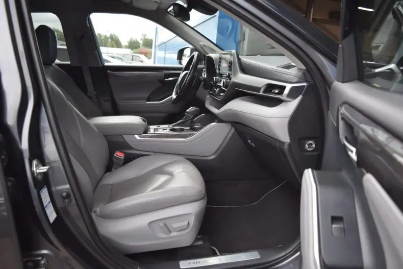 Toyota Highlander din 2022 cu 79.154 km - oferta TOY120822 - foto 13