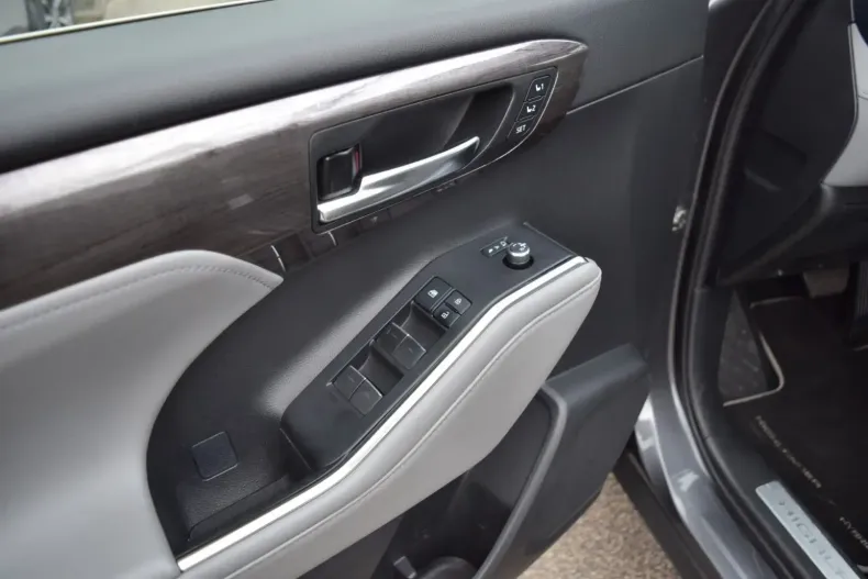 Toyota Highlander din 2022 cu 79.154 km - oferta TOY120822 - foto 17