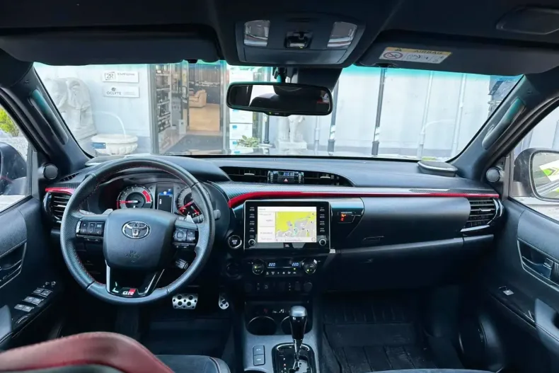 Toyota Hilux din 2024 cu 40.586 km - oferta TOY120824 - foto 11