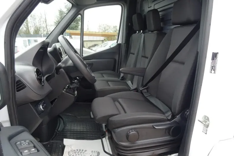 Mercedes-Benz Sprinter din 2021 cu 76.168 km - oferta MER120825 - foto 9