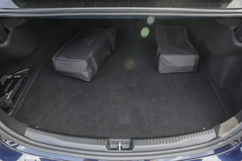 Mercedes-Benz C 300 din 2023 cu 52.031 km - oferta MER120828 - foto 5