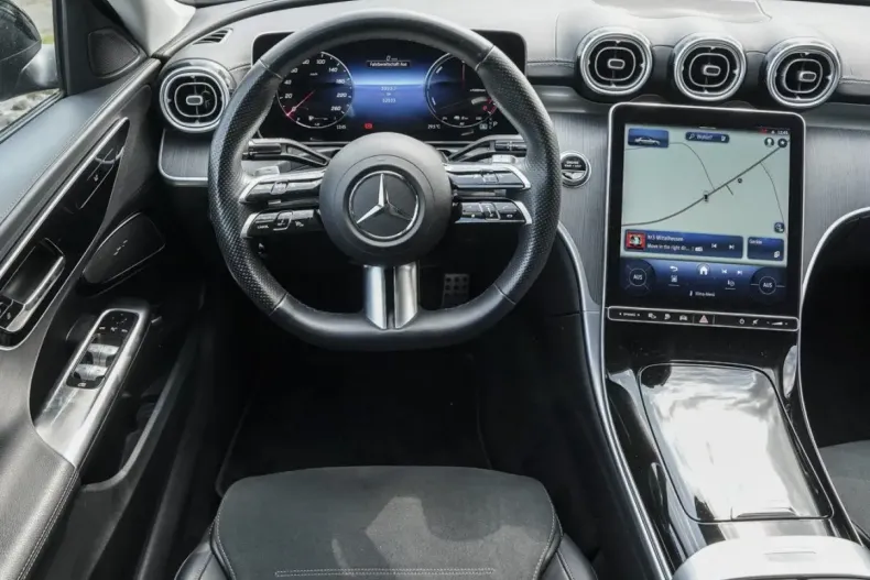Mercedes-Benz C 300 din 2023 cu 52.031 km - oferta MER120828 - foto 9