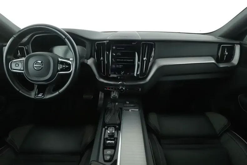 Volvo XC60 din 2020 cu 75.580 km - oferta VOL120840 - foto 7