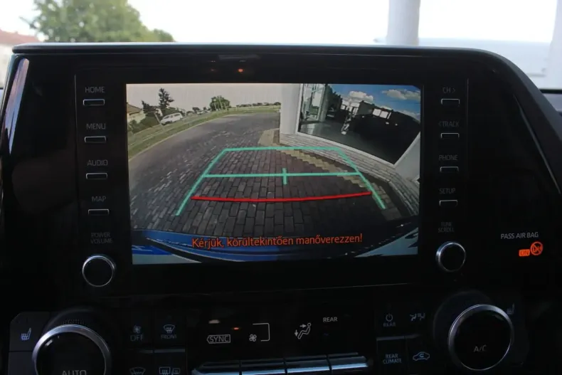 Toyota Highlander din 2022 cu 63.403 km - oferta TOY120841 - foto 14