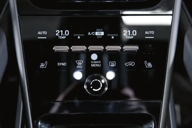 Porsche Cayenne din 2024 cu 29.100 km - oferta POR120853 - foto 22