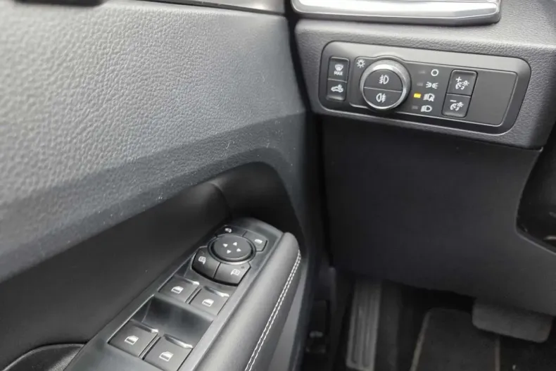 Volkswagen Amarok din 2024 cu 12.680 km - oferta VOL120856 - foto 15