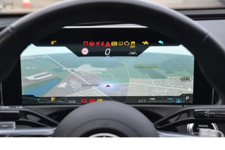 Mercedes-Benz E 200 din 2024 cu 49.625 km - oferta MER120862 - foto 9