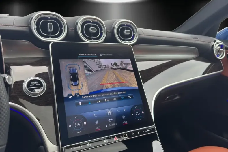 Mercedes-Benz GLC 300 din 2023 cu 8.990 km - oferta MER120874 - foto 11