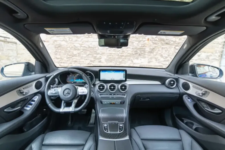 Mercedes-Benz GLC 43 AMG din 2022 cu 7.997 km - oferta MER120878 - foto 4