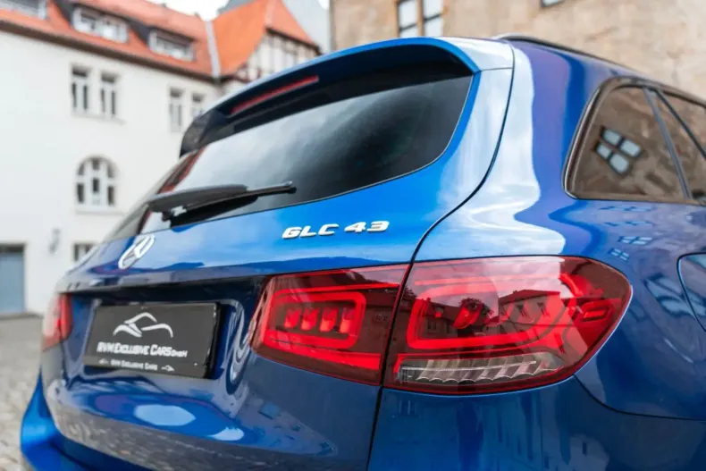 Mercedes-Benz GLC 43 AMG din 2022 cu 7.997 km - oferta MER120878 - foto 24